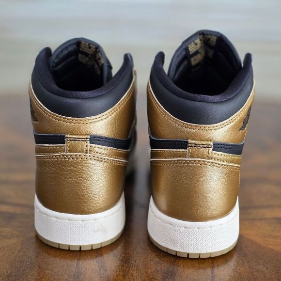 Nike Air Jordan 1 Retro Hi OG Black Metallic Gold FD1437-071 GS 6Y Women's 7.5 - Picture 6 of 14